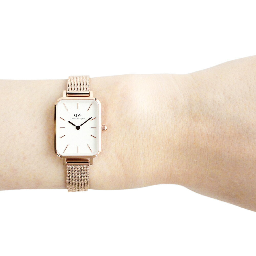  Shop Authentic Daniel Wellington Quadro Melrose White Dial Gold Mesh Strap Watch For Women - DW00100431 - Luxxuri