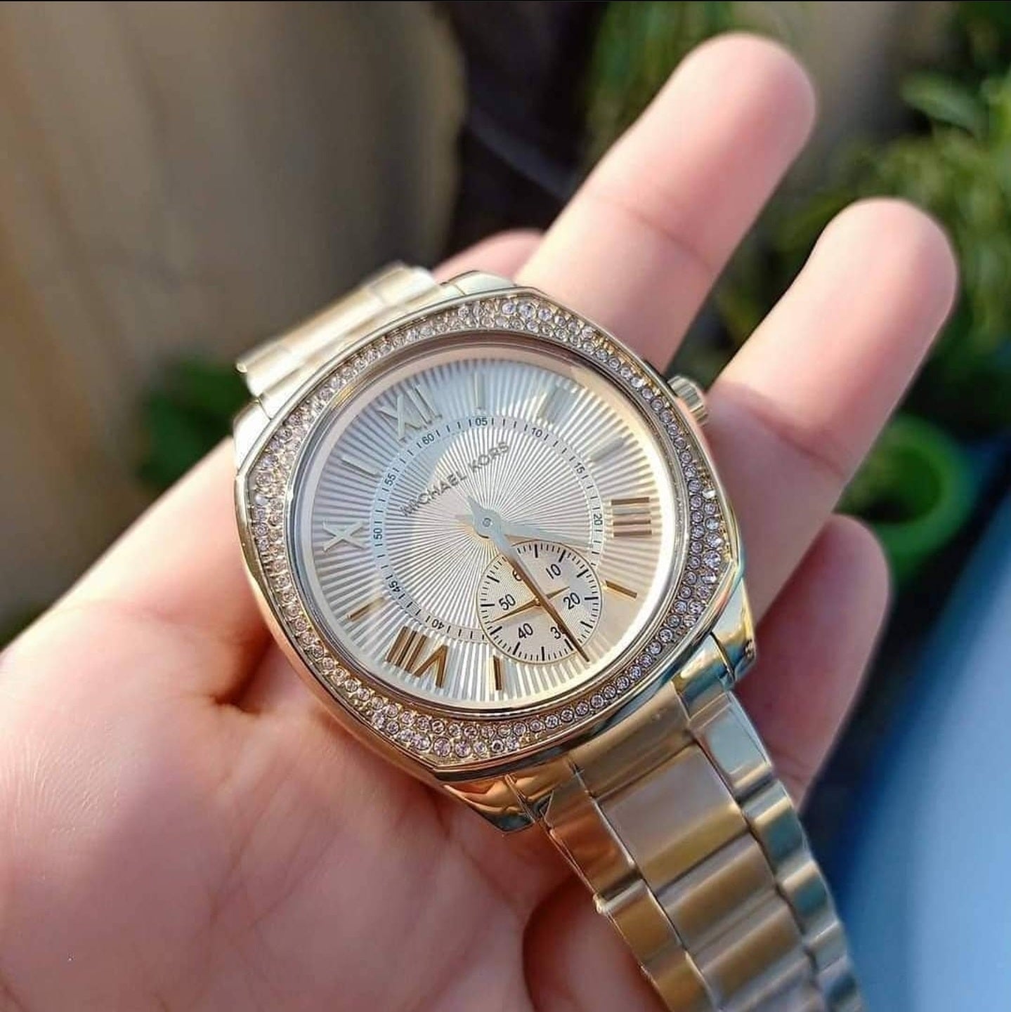  Shop Authentic Michael Kors Byrn Quartz Gold Dial Gold Steel Strap Watch For Women - MK6134 - Luxxuri