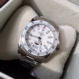  Shop Authentic Gucci Dive Quartz White Dial Silver Steel Strap Watch for Men - YA136302 - Luxxuri