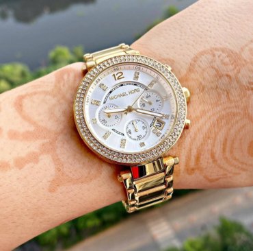  Shop Authentic Michael Kors Parker Chronograph Silver Dial Two Tone Steel Strap Watch For Women - MK5687 - Luxxuri