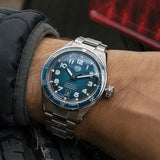  Shop Authentic Tag Heuer Autavia Automatic Blue Dial Silver Steel Strap Watch for Men - WBE5116.EB0173 - Luxxuri
