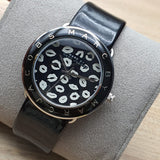  Shop Authentic Marc Jacobs Amy Black Dial Black Leather Strap Watch for Women - MBM1163 - Luxxuri