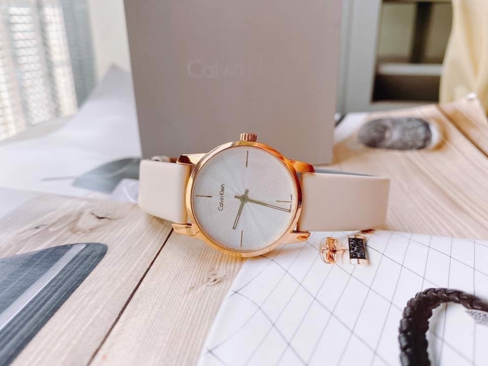  Shop Authentic Calvin Klein City Silver Dial White Leather Strap Watch for Women - K2G236X6 - Luxxuri