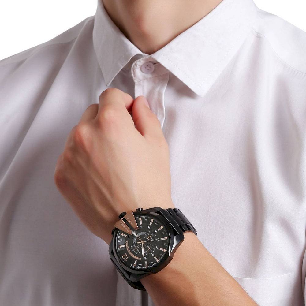  Shop Authentic Diesel Mega Chief Black Dial Black Steel Strap Watch For Men - DZ4309 - Luxxuri