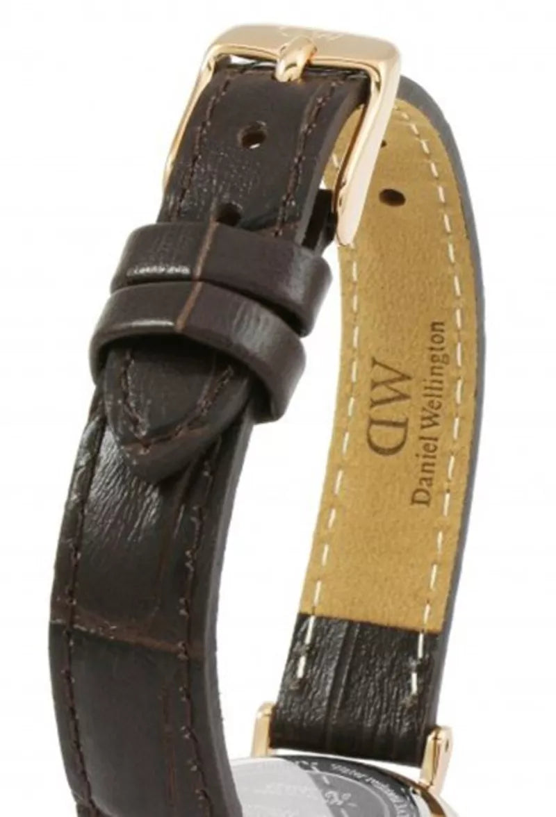  Shop Authentic Daniel Wellington Classic Petite York Black Dial Brown Leather Strap Watch For Women - DW00100226 - Luxxuri