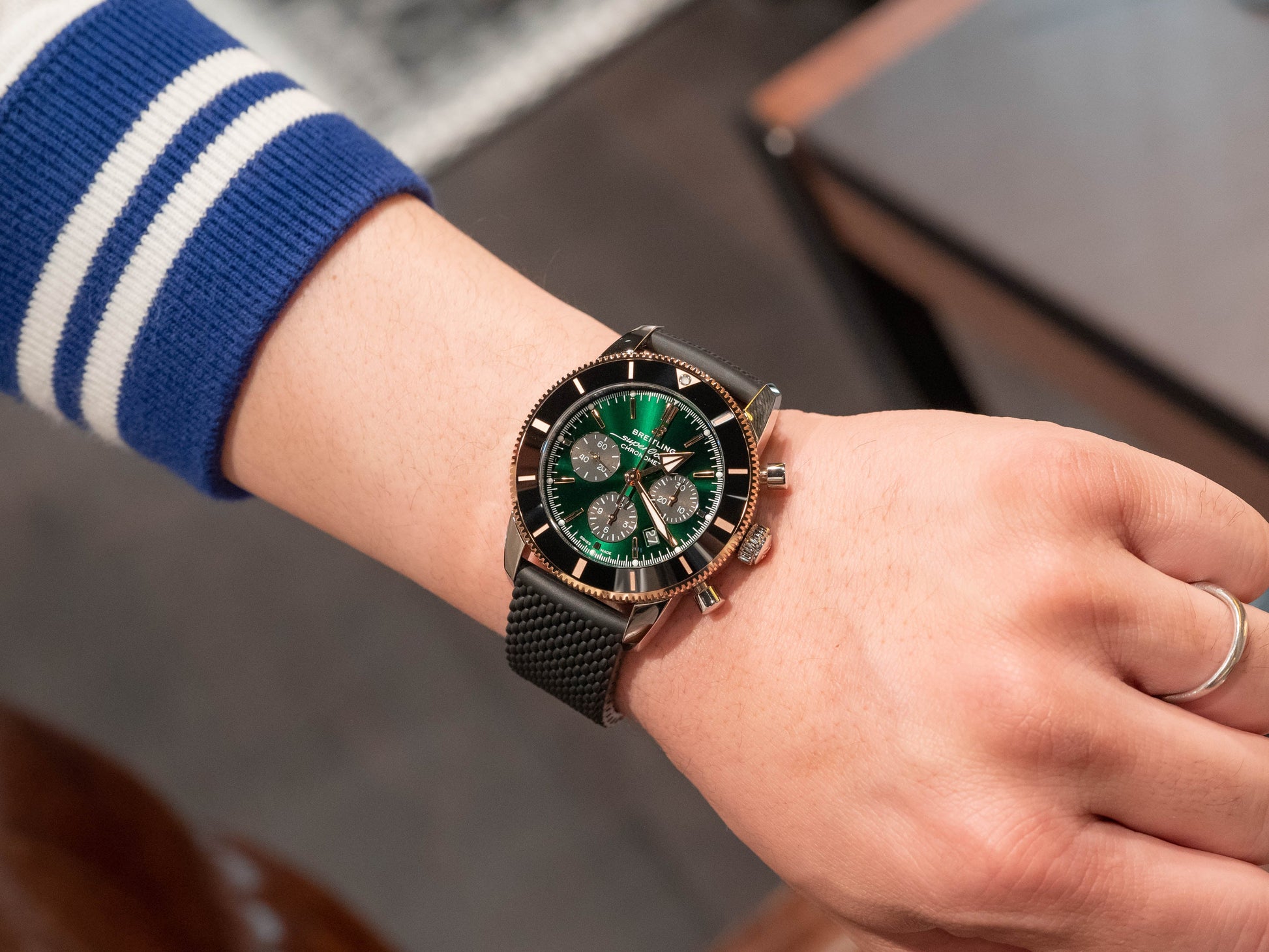  Shop Authentic Breitling Superocean Heritage B01 Chronograph 44 Limited Edition Green Dial Black Mesh Bracelet Watch for Women - UB01622A1L1S1 - Luxxuri