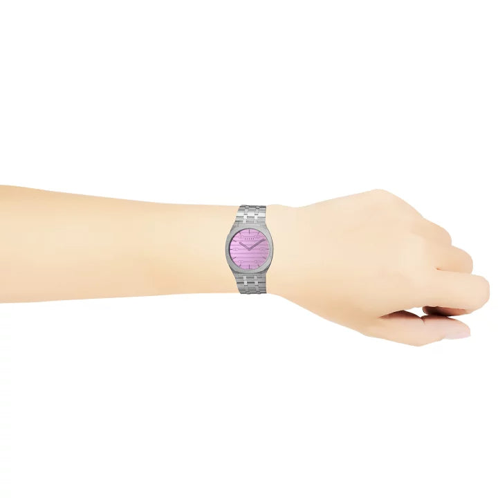  Shop Authentic Gucci 25H Quartz Pink Dial Silver Steel Strap Watch for Women - YA163410 - Luxxuri
