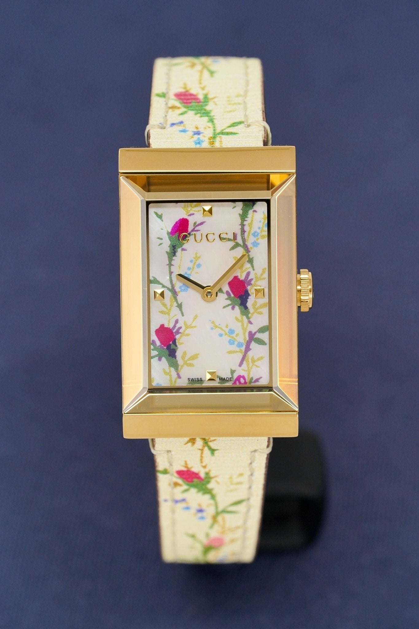  Shop Authentic Gucci G-Frame Floral Mother of Pearl Dial White Leather Strap Watch For Women - YA147407 - Luxxuri