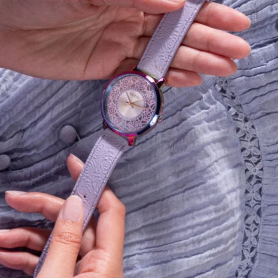  Shop Authentic Guess Dahlia Analog Silver Dial Purple Leather Strap Watch For Women - GW0529L4 - Luxxuri