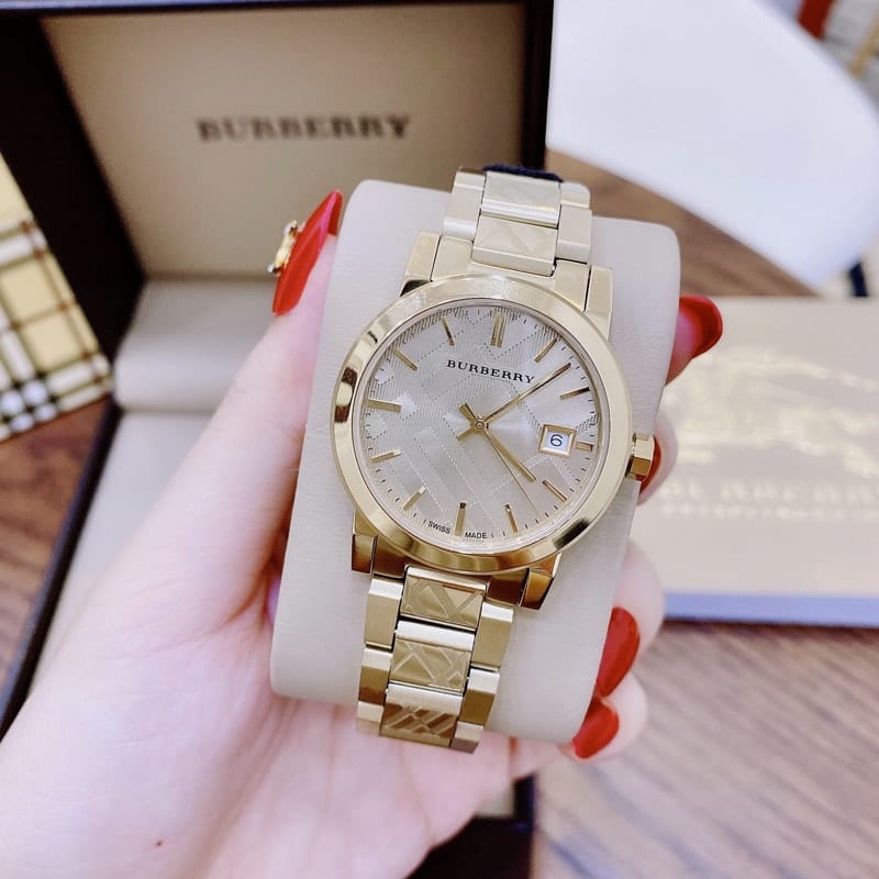  Shop Authentic Burberry The City Gold Dial Gold Steel Strap Watch for Women - BU9145 - Luxxuri