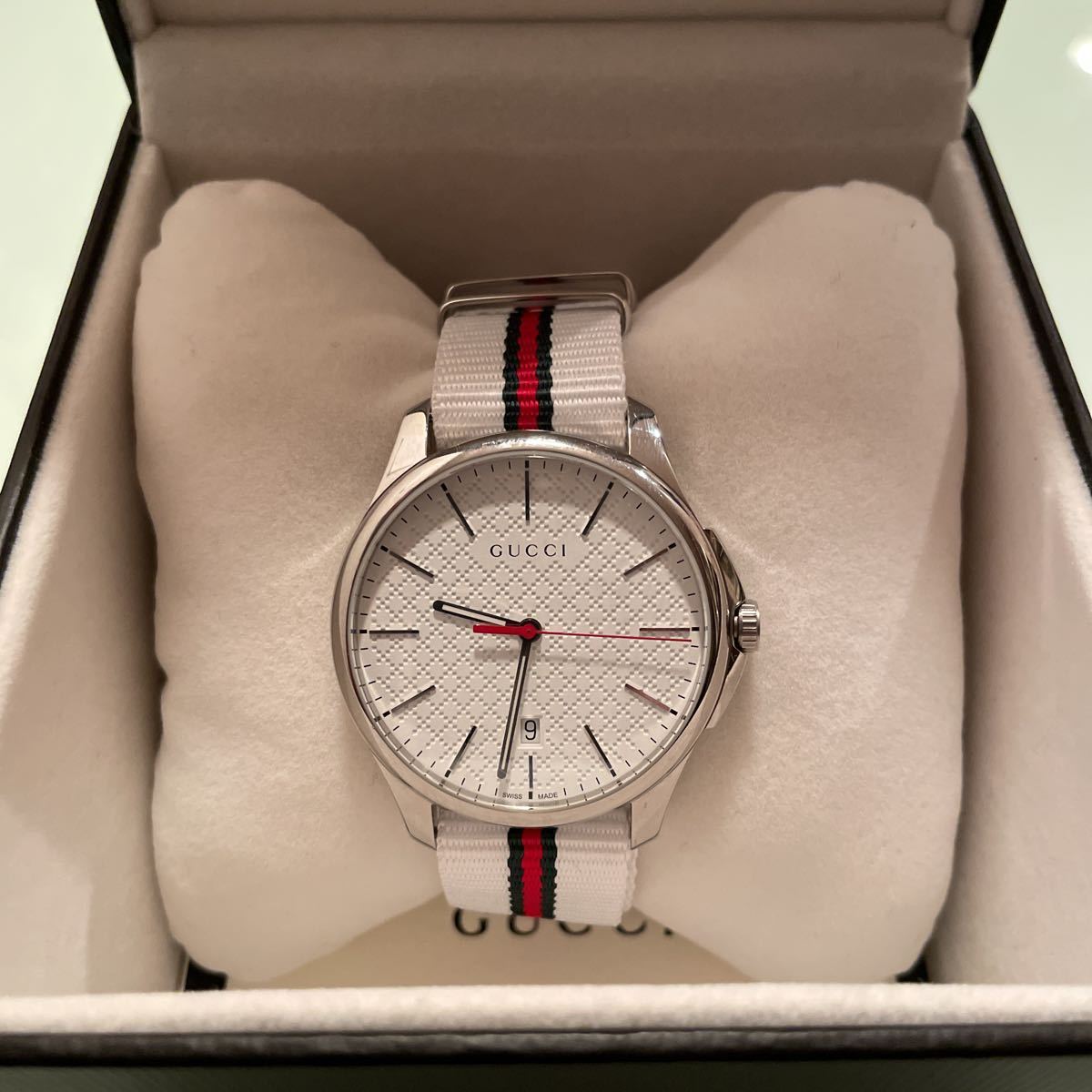  Shop Authentic Gucci G Timeless Quartz White DIal White NATO Strap Watch For Men - YA126322 - Luxxuri