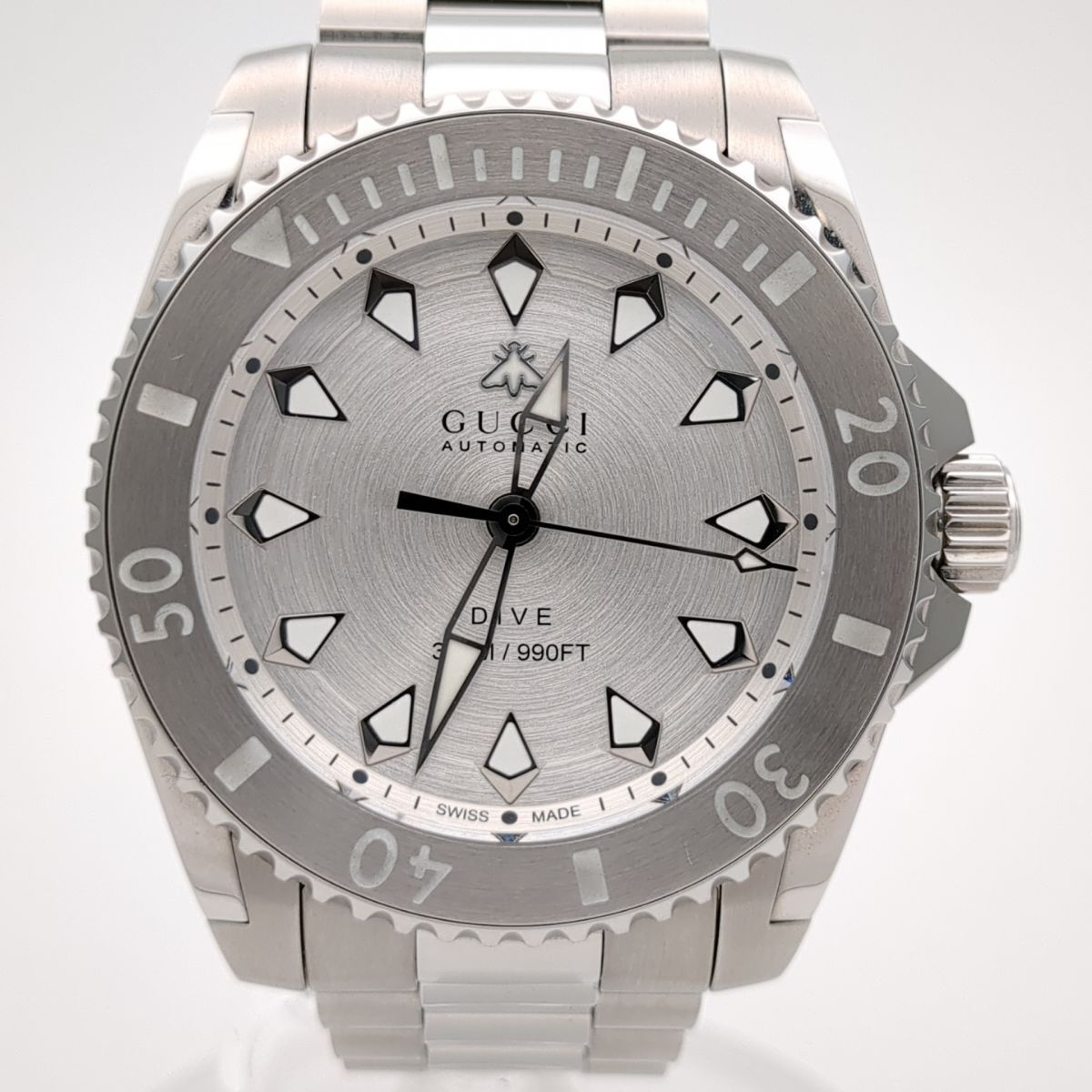  Shop Authentic Gucci Dive Automatic Silver Dial Silver Steel Strap Watch for Men - YA136354 - Luxxuri