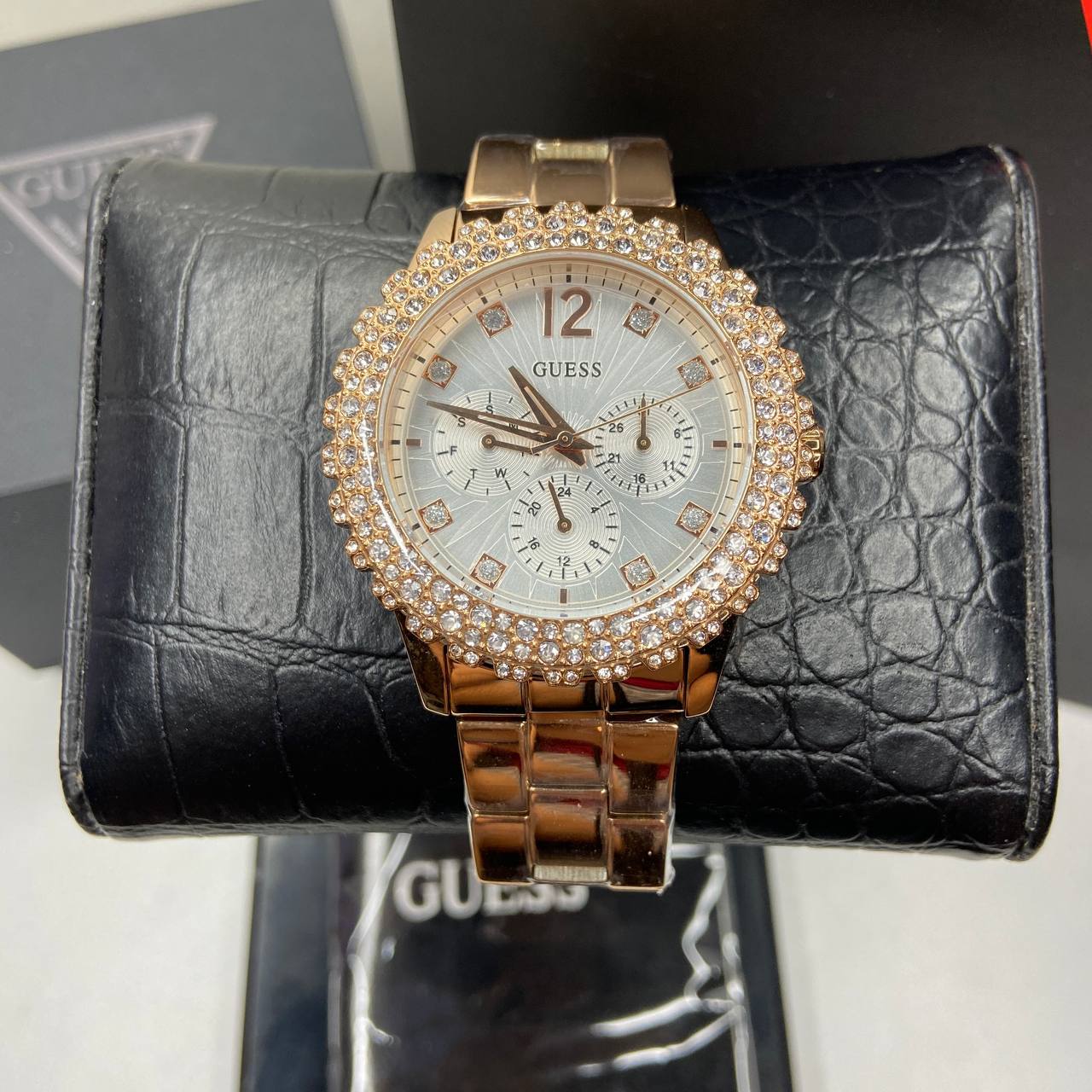  Shop Authentic Guess Dazzler Diamonds Silver Dial Rose Gold Steel Strap Watch for Women - W0335L3 - Luxxuri