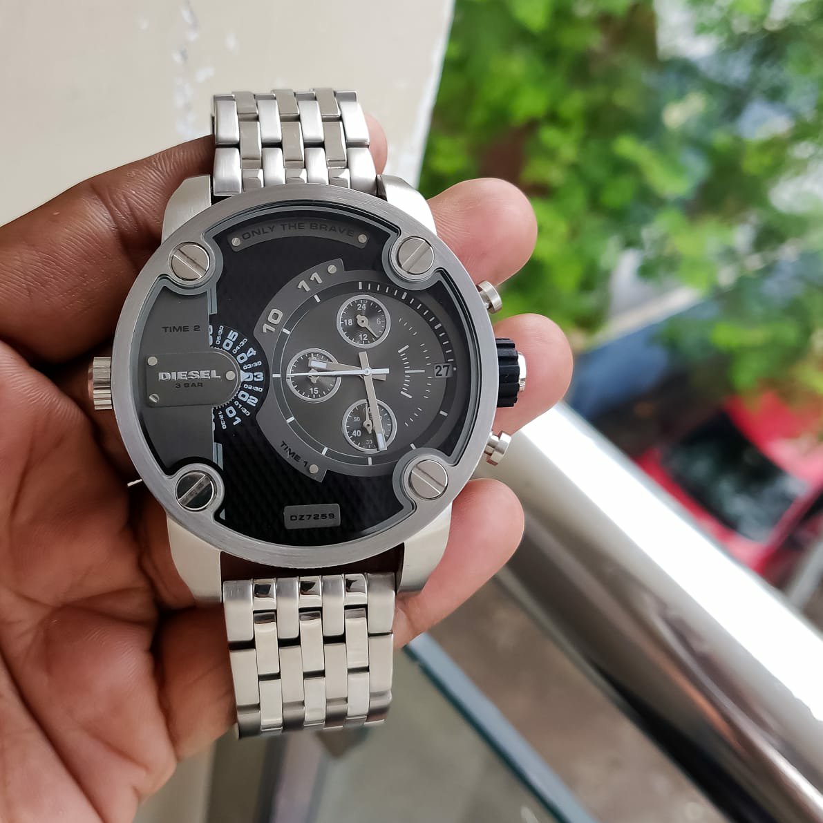  Shop Authentic Diesel Little Daddy Chronograph Black Dial Silver Steel Strap Watch For Men - DZ7259 - Luxxuri