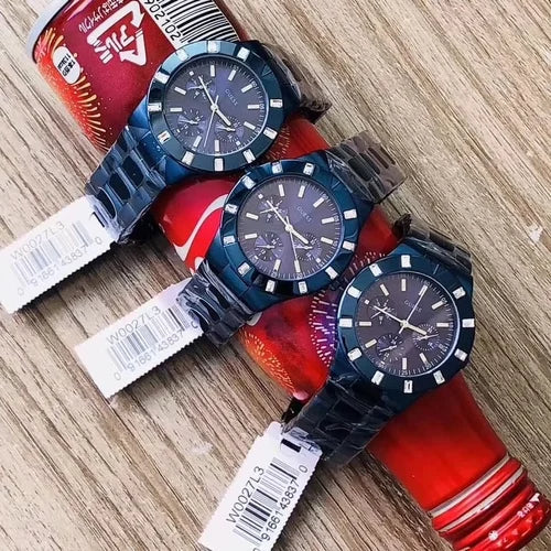  Shop Authentic Guess Glisten Analog Blue Dial Blue Steel Strap Watch for Women - W0027L3 - Luxxuri