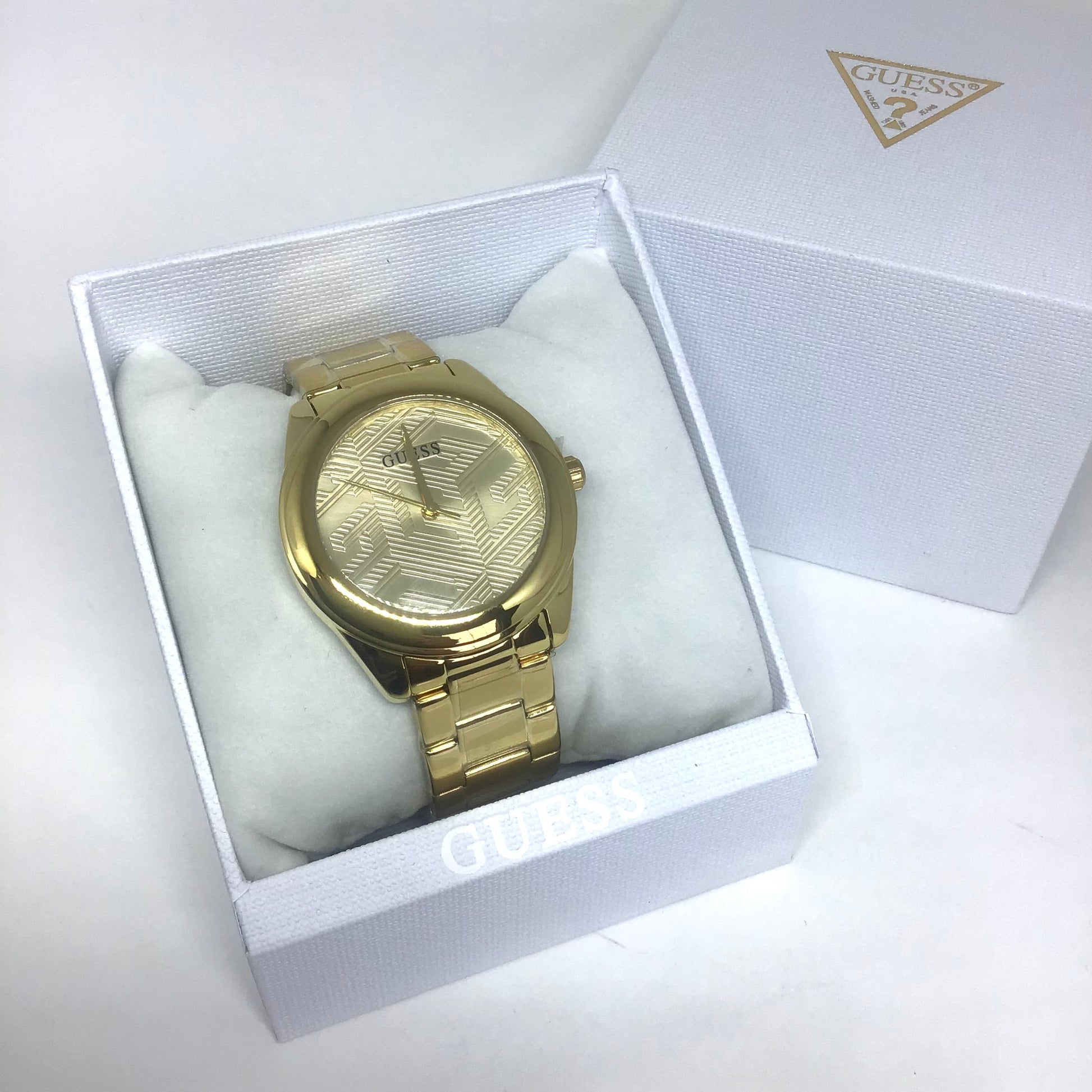  Shop Authentic Guess Cubed Analog Gold Dial Gold Steel Strap Watch For Women - GW0606L2 - Luxxuri