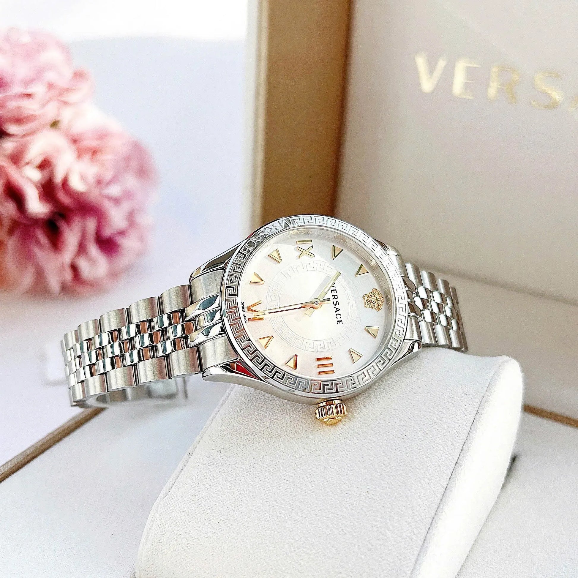  Shop Authentic Versace Hellenyium Quartz Silver Dial Silver Steel Strap Watch for Women - VE2S00322 - Luxxuri