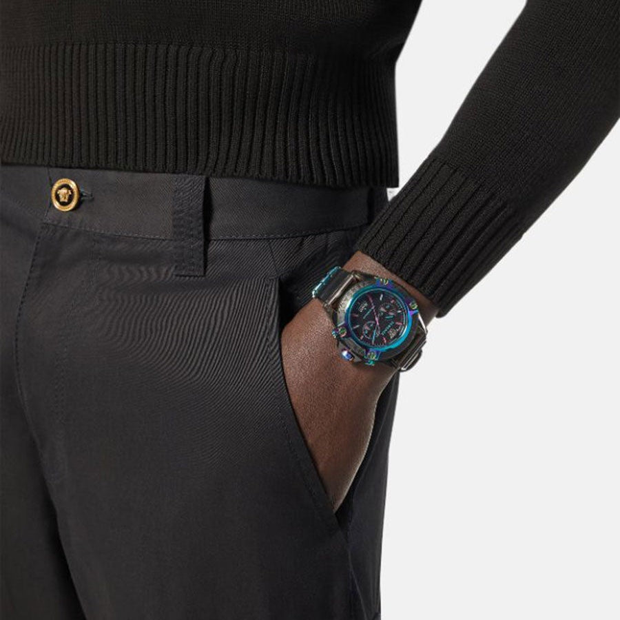  Shop Authentic Versace Icon Active Chronograph Black Dial Grey Silicone Strap Watch for Men - VEZ701022 - Luxxuri