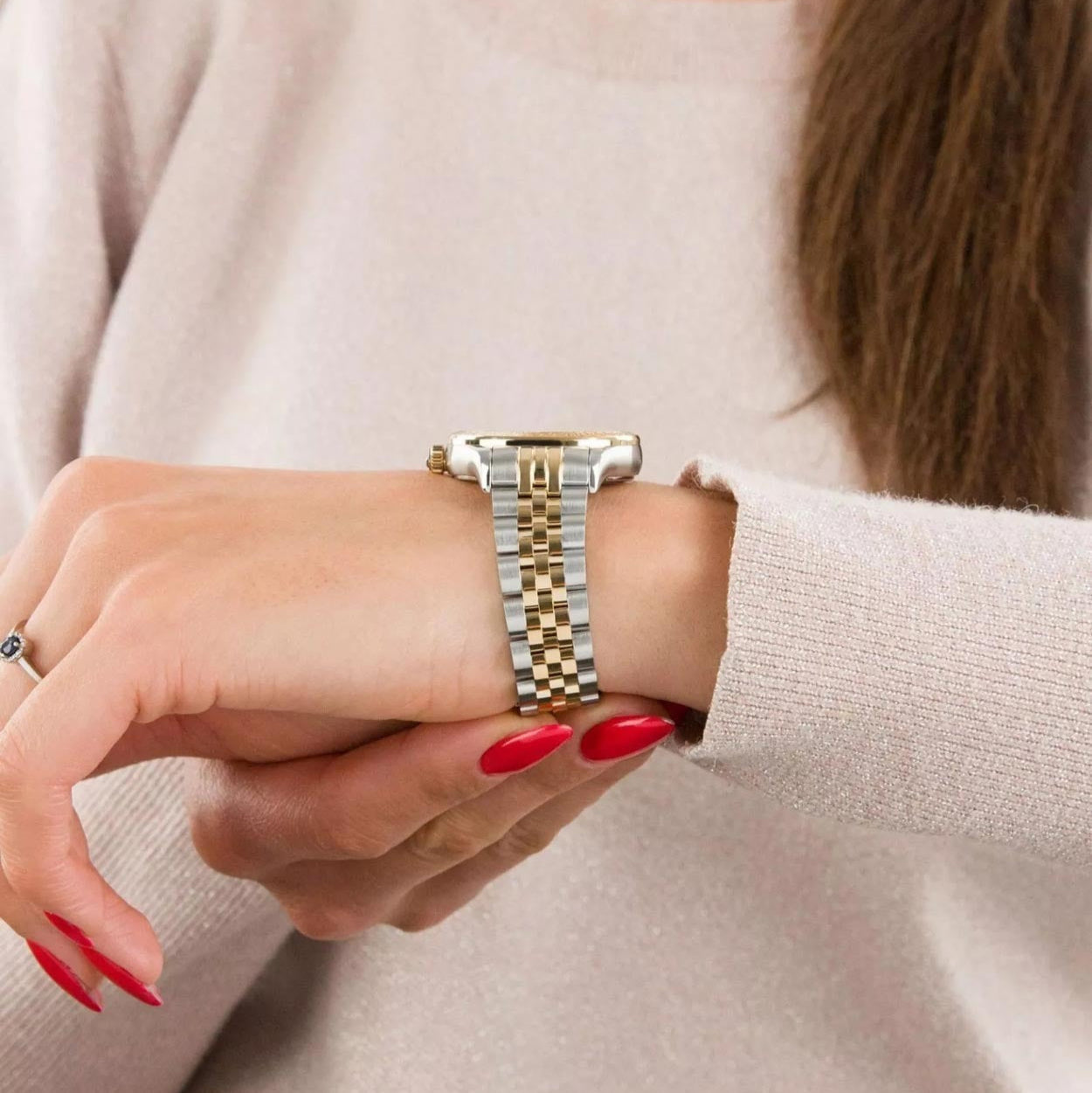  Shop Authentic Versace Hellenyium Quartz Blue Dial Two Tone Steel Strap Watch for Women - VE2S00522 - Luxxuri