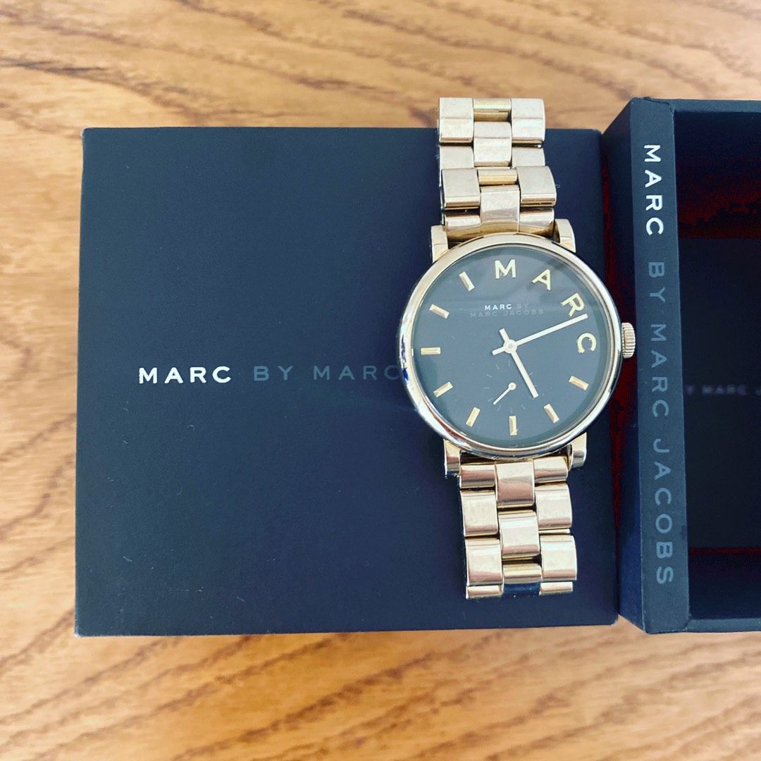  Shop Authentic Marc Jacobs Baker Green Dial Gold Steel Strap Watch for Women - MBM3249 - Luxxuri