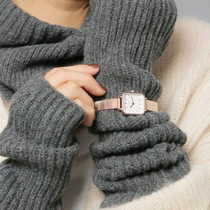  Shop Authentic Daniel Wellington Quadro Studio White Dial Rose Gold Mesh Strap Watch For Women - DW00100517 - Luxxuri