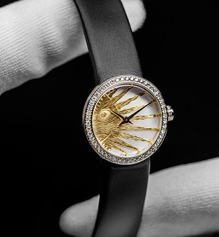  Shop Authentic Dior La D De Dior Dior Rose Céleste Diamonds Mother of Pearl Dial Black Leather Strap Watch for Women - CD04711X1001 0000 - Luxxuri