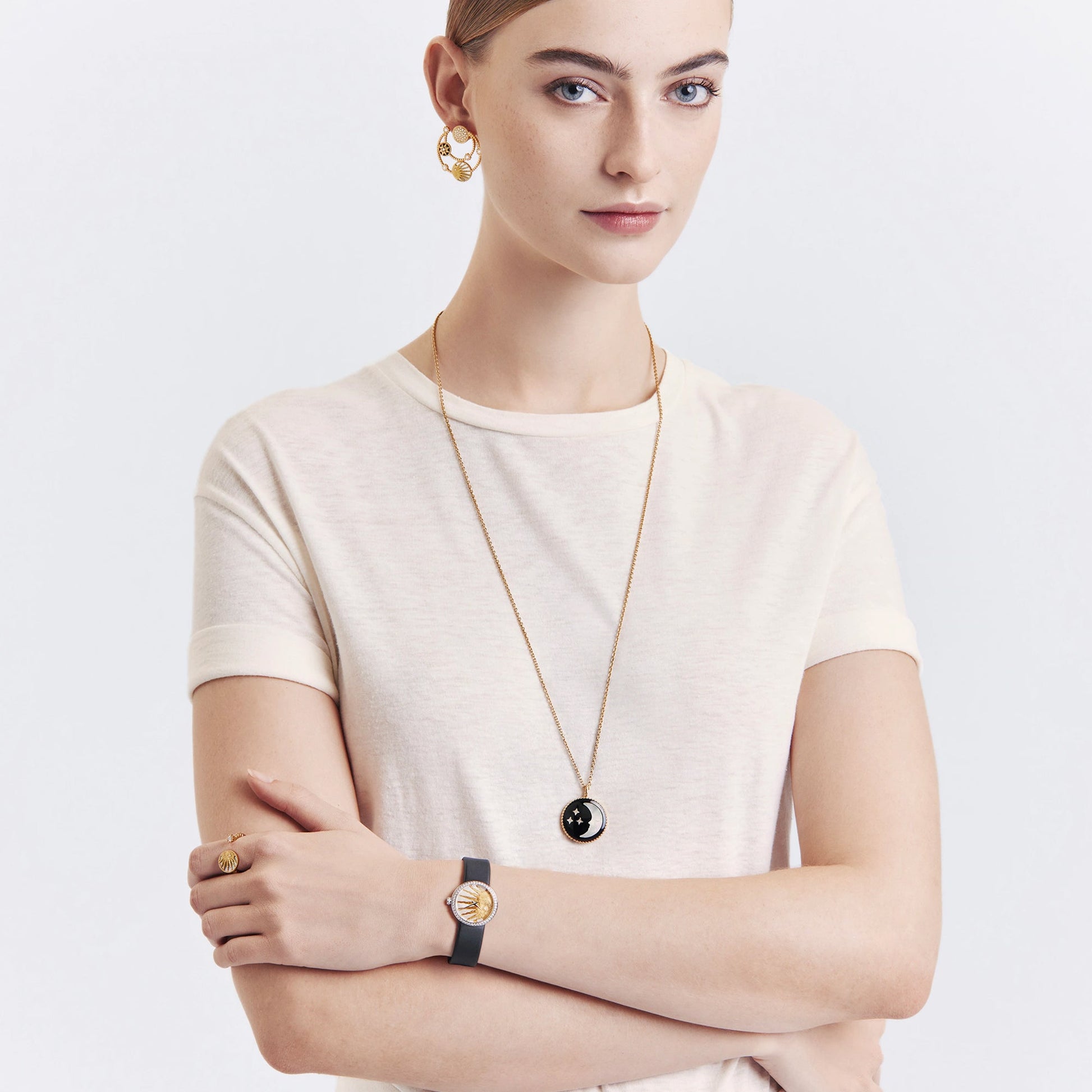  Shop Authentic Dior La D De Dior Dior Rose Céleste Diamonds Mother of Pearl Dial Black Leather Strap Watch for Women - CD04711X1001 0000 - Luxxuri