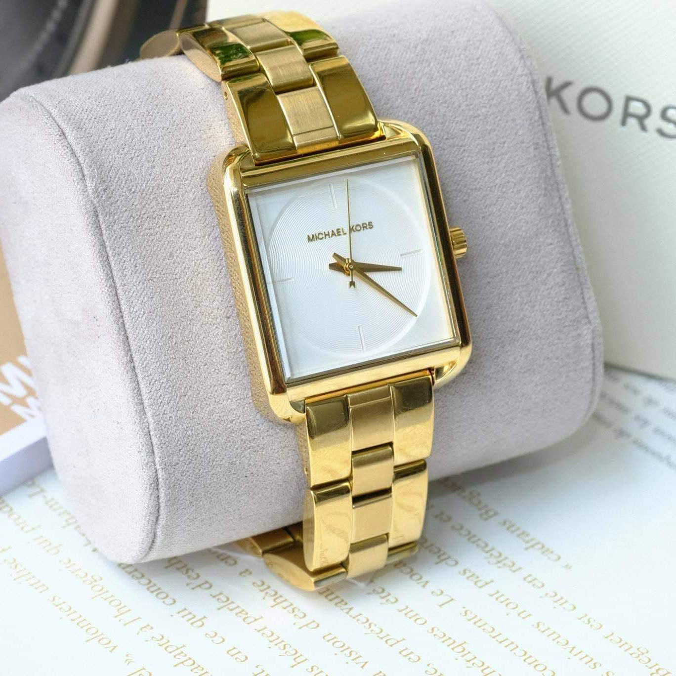  Shop Authentic Michael Kors Lake Quartz White Dial Gold Steel Strap Watch For Women - MK3644 - Luxxuri