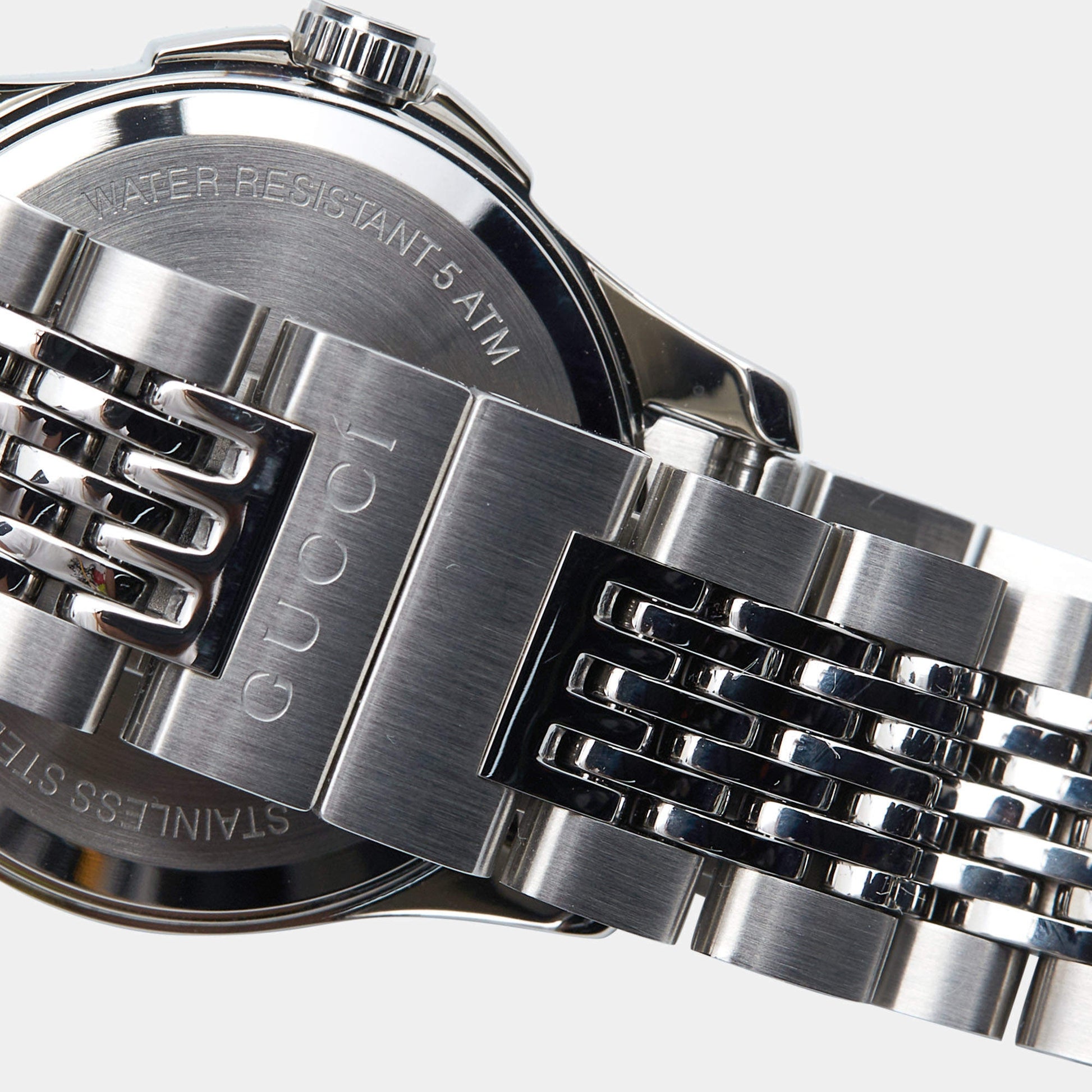  Shop Authentic Gucci G Timeless Diamonds Mother of Pearl Dial Silver Mesh Bracelet Watch For Women - YA126508 - Luxxuri