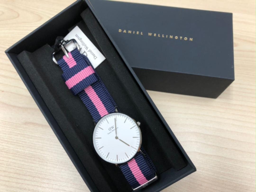  Shop Authentic Daniel Wellington Classic Winchester White Dial Two Tone Nylon Strap Watch For Women - DW00100049 - Luxxuri