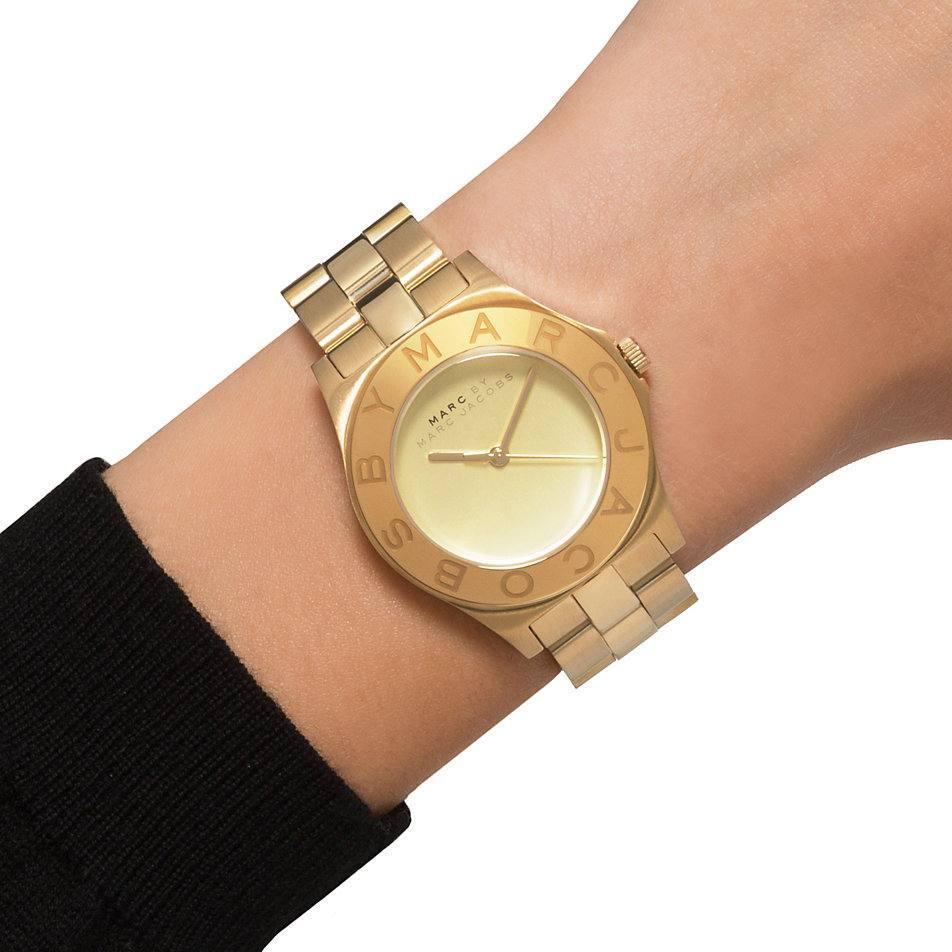  Shop Authentic Marc Jacobs Blade Gold Dial Gold Steel Strap Watch for Women - MBM3126 - Luxxuri