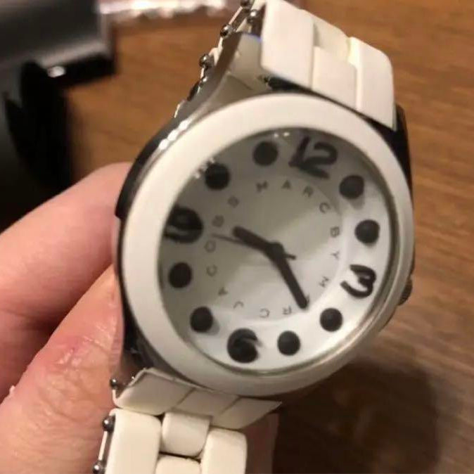  Shop Authentic Marc Jacobs Perry White Dial White Silicone Strap Watch for Women - MBM2533 - Luxxuri