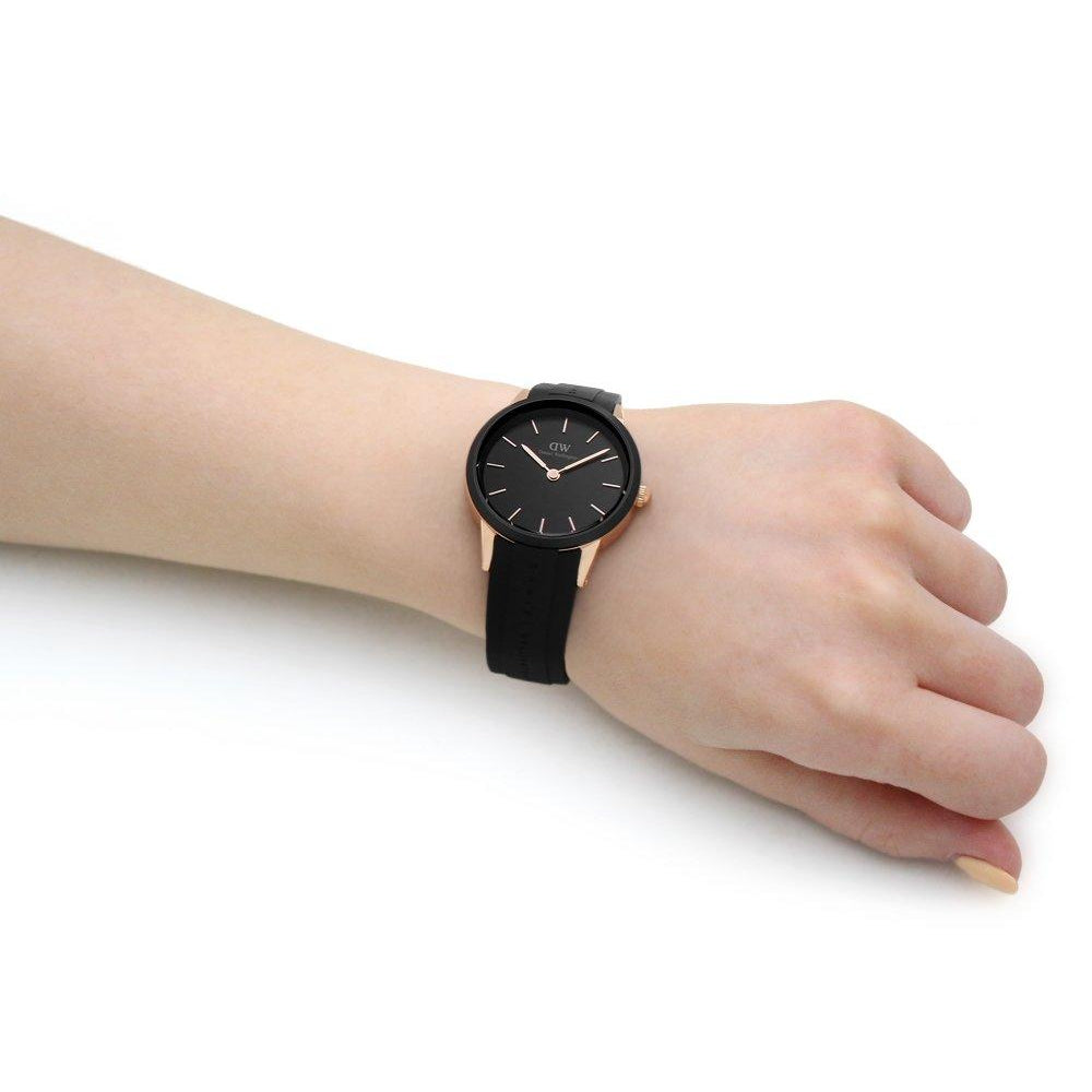  Shop Authentic Daniel Wellington Iconic Motion Black Dial Black Rubber Strap Watch For Men - DW00100425 - Luxxuri