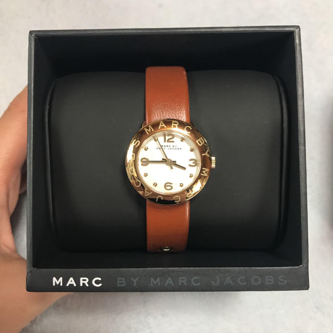  Shop Authentic Marc Jacobs Amy White Dial Brown Leather Strap Watch for Women - MBM8574 - Luxxuri