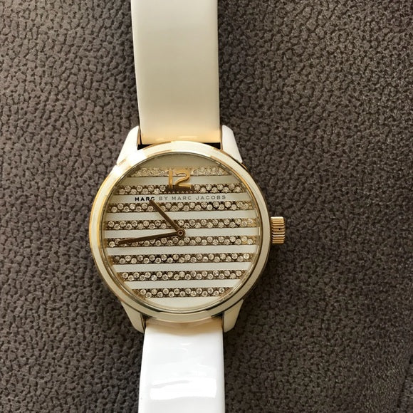  Shop Authentic Marc Jacobs Lidia Stripe White Dial White Leather Strap Watch for Women - MBM1164 - Luxxuri