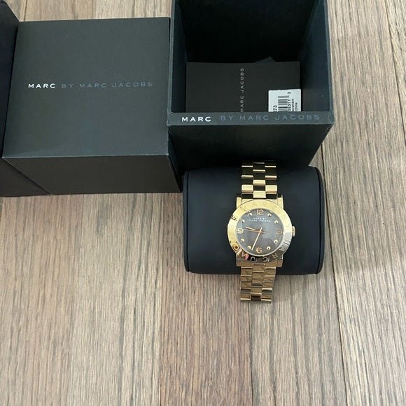  Shop Authentic Marc Jacobs Amy Black Dial Gold Steel Strap Watch for Women - MBM3273 - Luxxuri