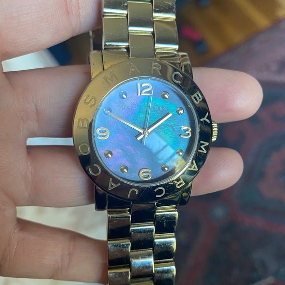  Shop Authentic Marc Jacobs Amy Blue Dial Silver Steel Strap Watch for Women - MBM3272 - Luxxuri