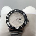  Shop Authentic Gucci G Timeless Sport White Dial Silver Steel Strap Watch For Men - YA126250 - Luxxuri