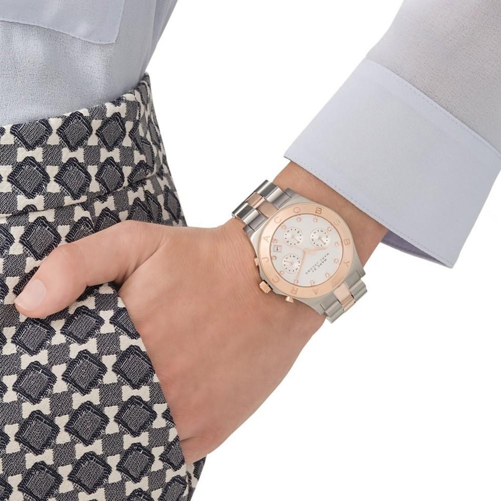  Shop Authentic Marc Jacobs Blade Chronograph Silver Dial Two Tone Steel Strap Watch for Women - MBM3178 - Luxxuri