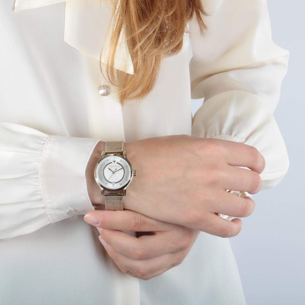  Shop Authentic Maserati Epoca Mother of Pearl Dial Yellow Gold Mesh Strap Watch For Women - R8853118502 - Luxxuri