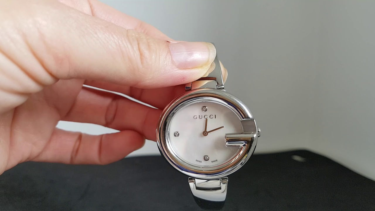  Shop Authentic Gucci Guccissima Diamonds Mother of Pearl Dial Silver Steel Strap Watch For Women - YA134303 - Luxxuri