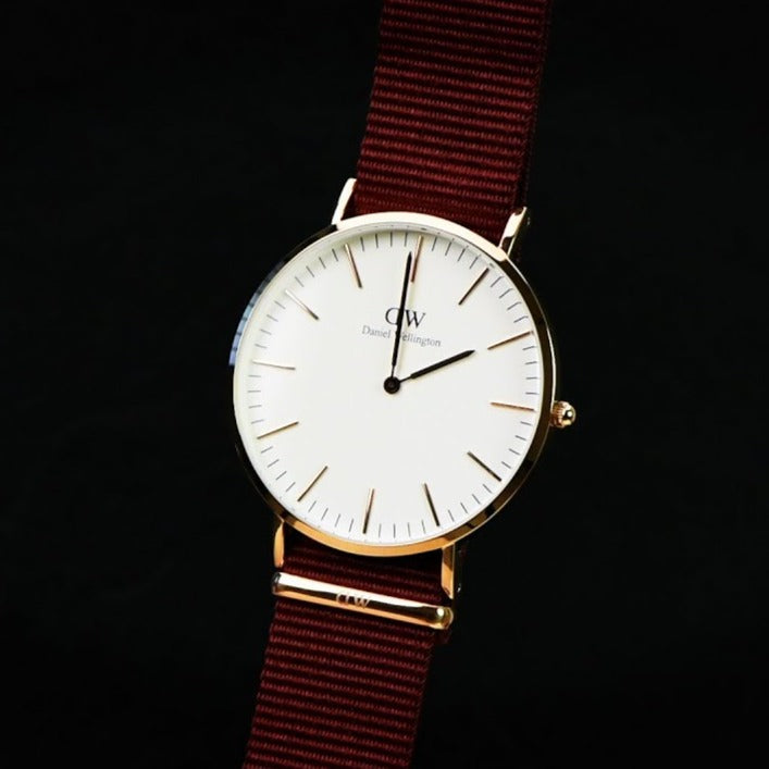  Shop Authentic Daniel Wellington Classic Roselyn White Dial Maroon Nylon Strap Watch For Women - DW00100267 - Luxxuri