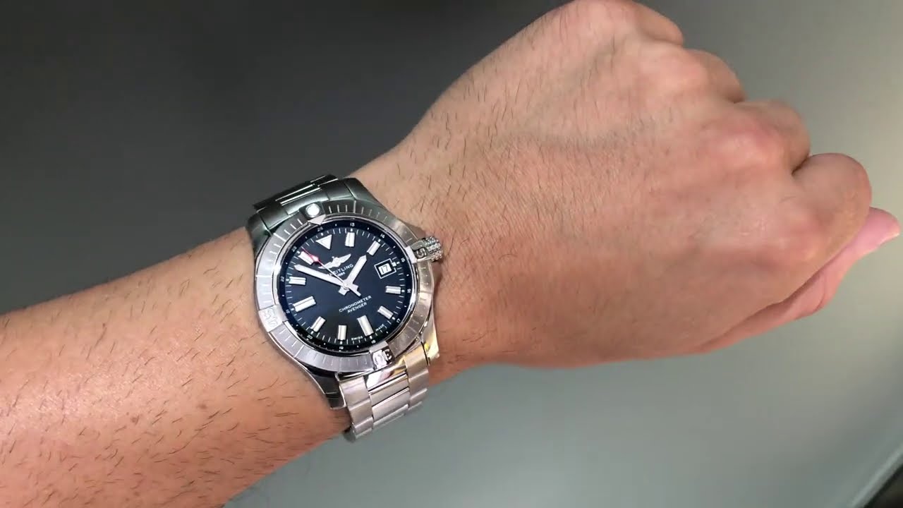  Shop Authentic Breitling Avenger Automatic 43mm Black Dial Silver Steel Strap Watch for Men - A17318101B1A1 - Luxxuri