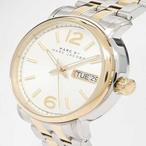  Shop Authentic Marc Jacobs Fergus Silver Dial Two Tone Steel Strap Watch for Women - MBM3426 - Luxxuri