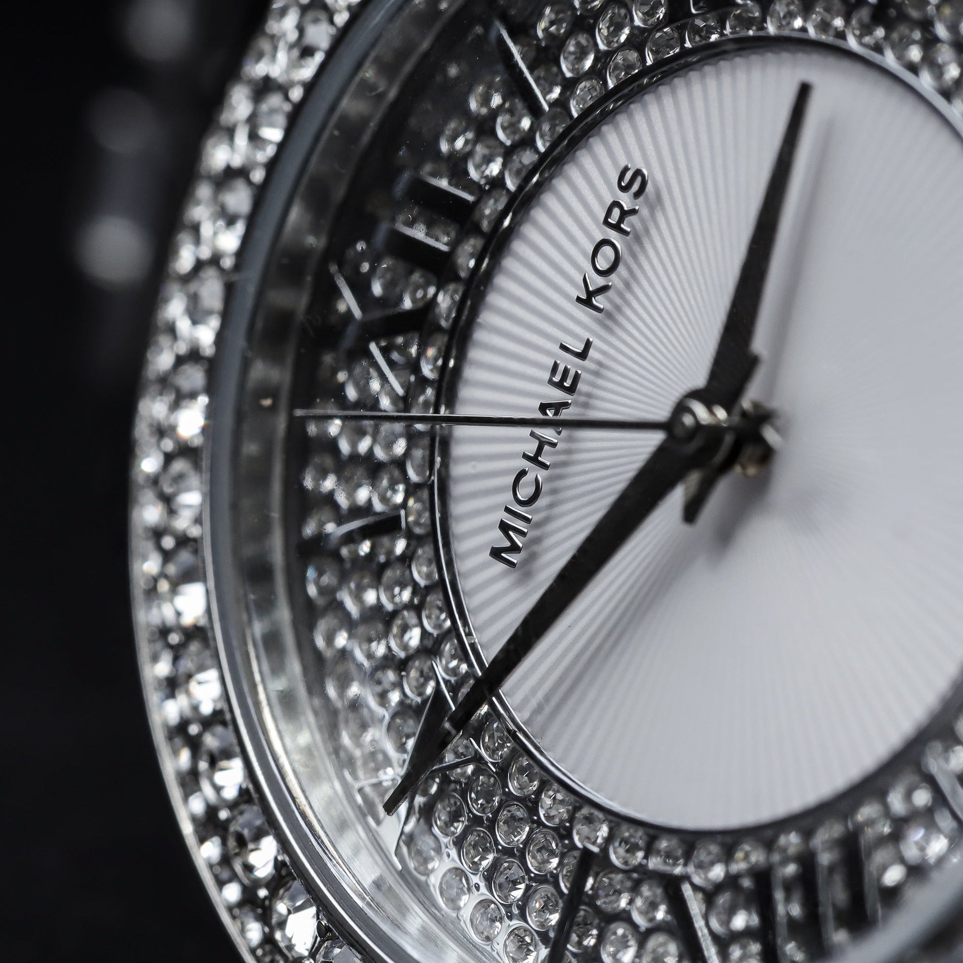  Shop Authentic Michael Kors Harlowe Three-Hand Quartz Silver Dial Silver Steel Strap Watch For Women - MK4708 - Luxxuri