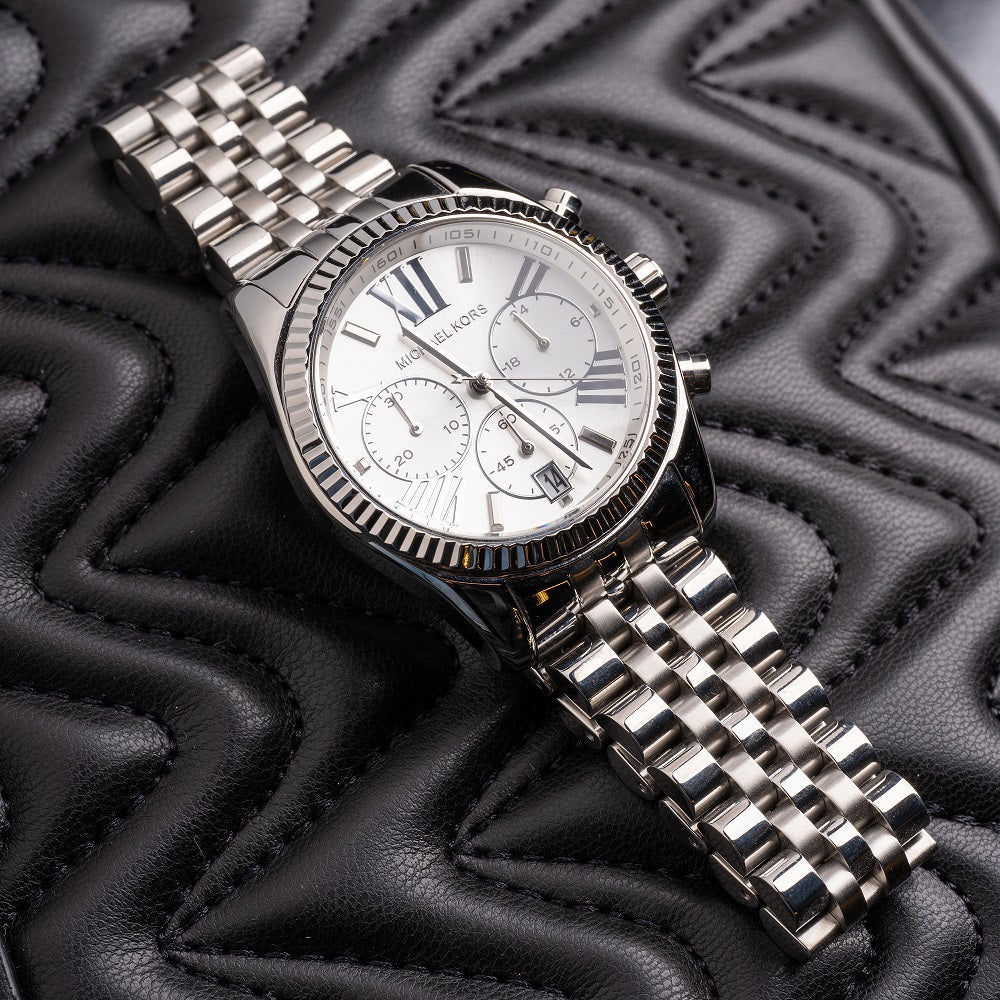 Shop Authentic Michael Kors Lexington Silver Dial Silver Steel Strap Watch for Women - MK5555 - Luxxuri