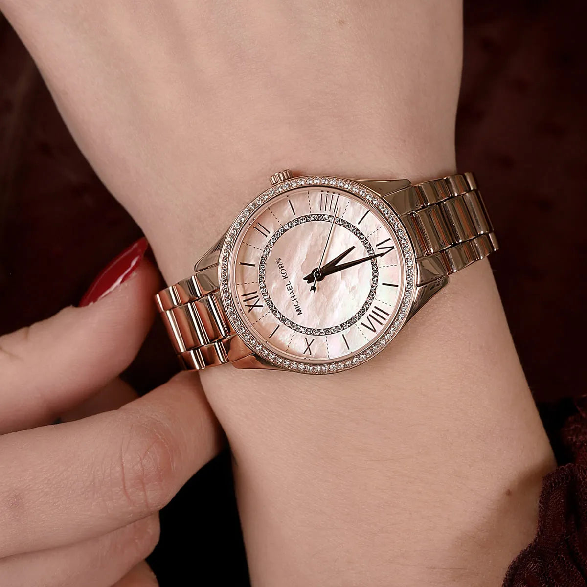  Shop Authentic Michael Kors Lauryn Mother of Pearl Dial Rose Gold Dial Rose Gold Steel Strap Watch For Women - MK4491 - Luxxuri