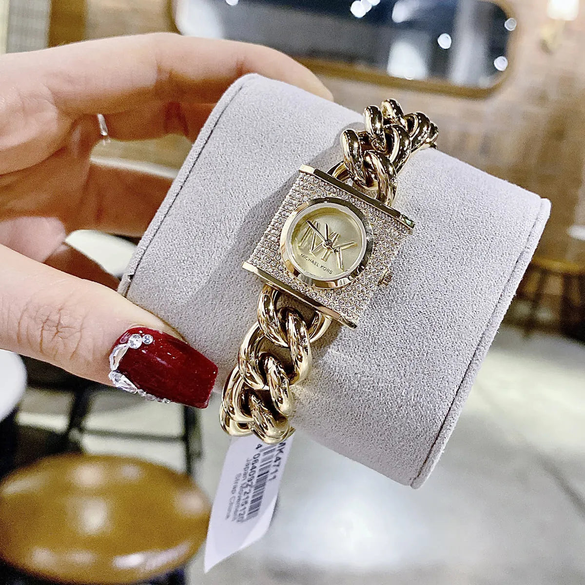  Shop Authentic Michael Kors Chain Lock Pave Gold Dial Gold Steel Strap Watch For Women - MK4711 - Luxxuri