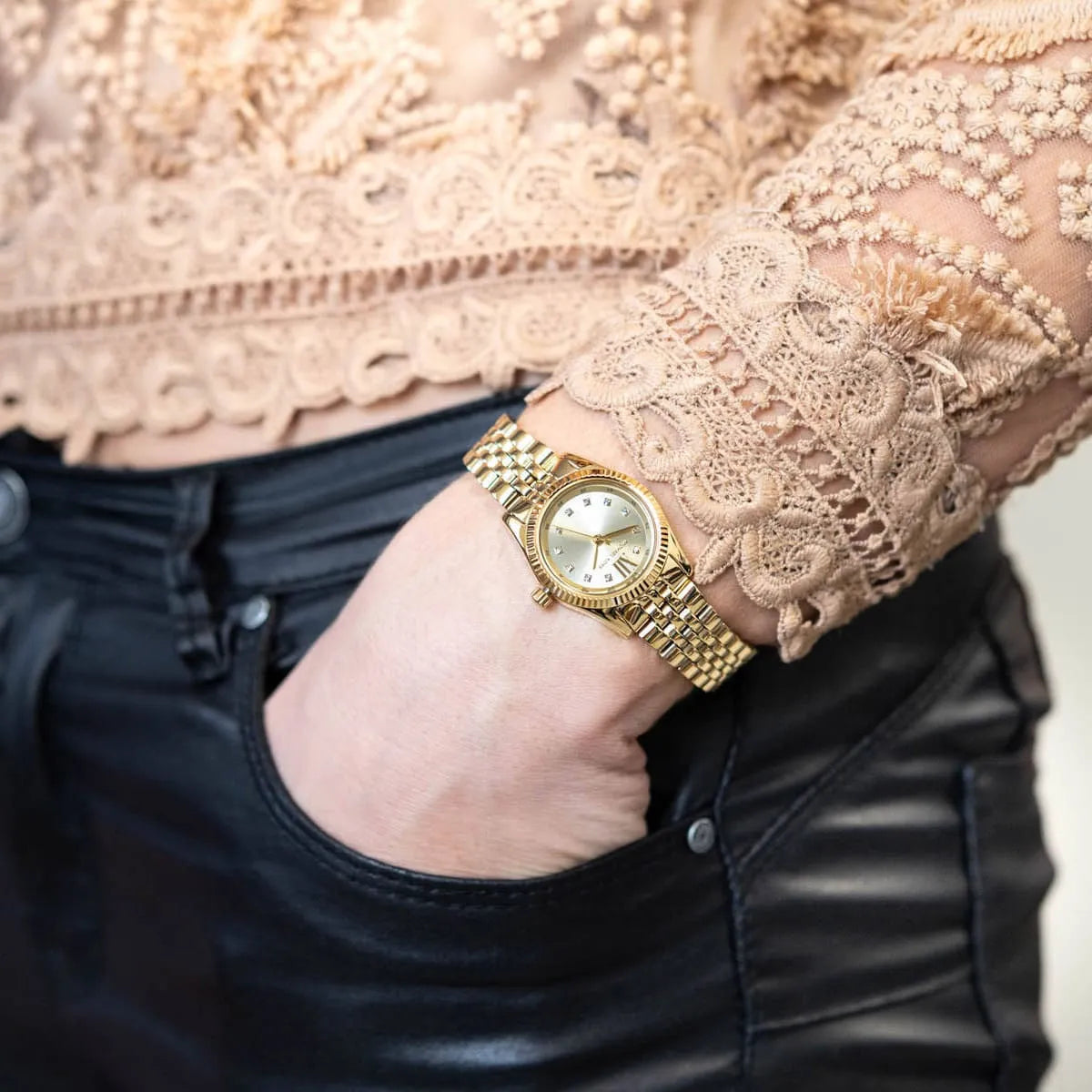  Shop Authentic Michael Kors Lexington Analog Gold Dial Gold Steel Strap Watch for Women - MK4741 - Luxxuri