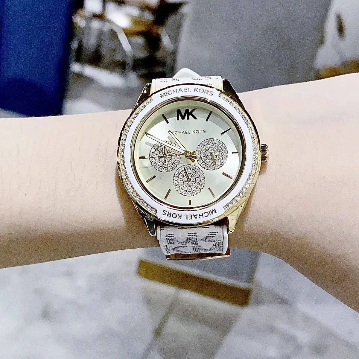  Shop Authentic Michael Kors Jessa Multifunction Gold Dial White Leather Strap Watch For Women - MK7204 - Luxxuri